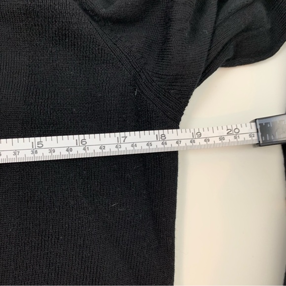 lululemon athletica Black Hoodie Sweater - Picture 5 of 13